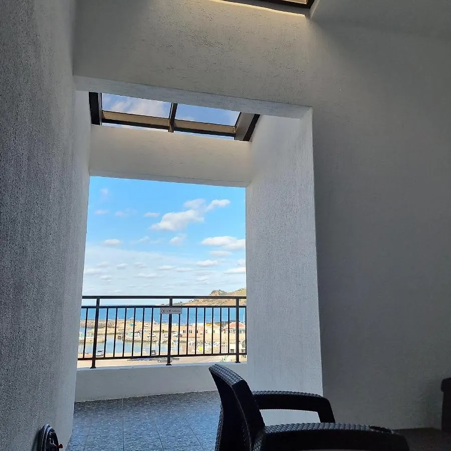 Country house Eutteum-Won Pension Jeju South Korea