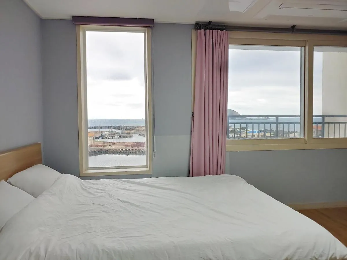 Country house Eutteum-Won Pension Jeju