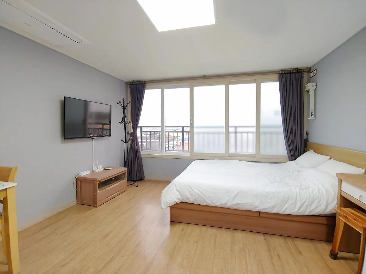 Country house Eutteum-Won Pension Jeju